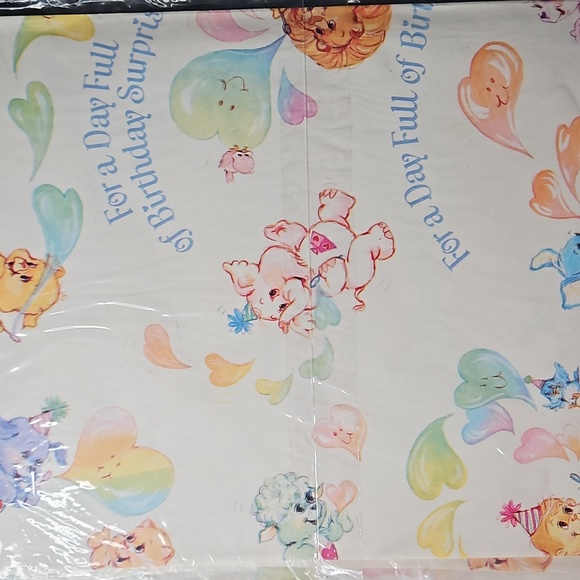 Vintage Care Bear gift wrap - Picture 3 of 4